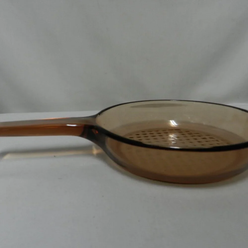 Vintage Corning Ware USA amber Glass pan waffle bottom skillet frying pan 7